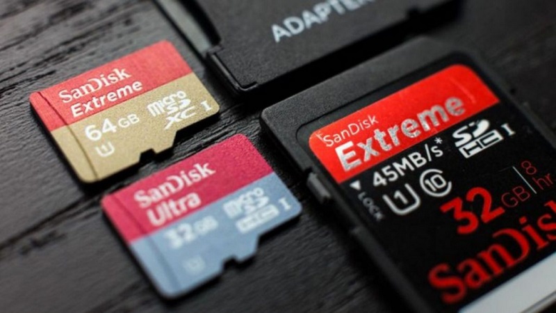 Карта памяти MicroSD  32GB  SanDisk Class 10 Extreme Action Cameras UHS-I U3 A1 (100 Mb/s) 